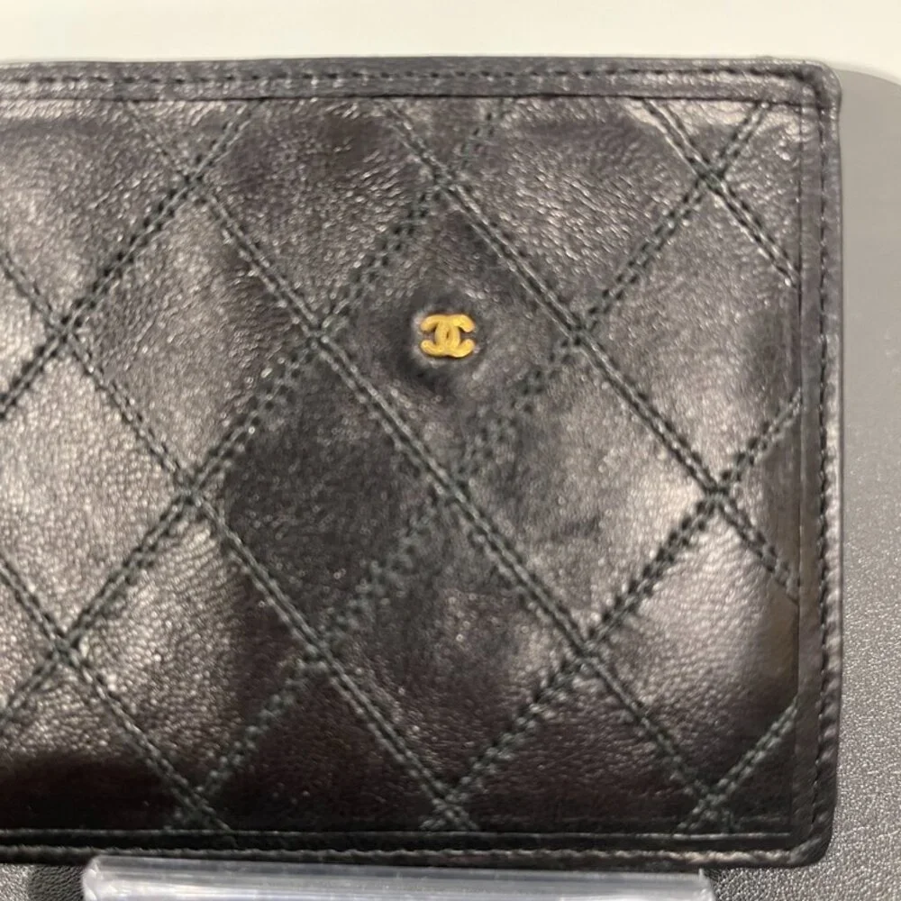 Chanel Vintage Leather Bifold Wallet (133206)